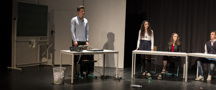 schauspiel_ag_2015_das_experiment